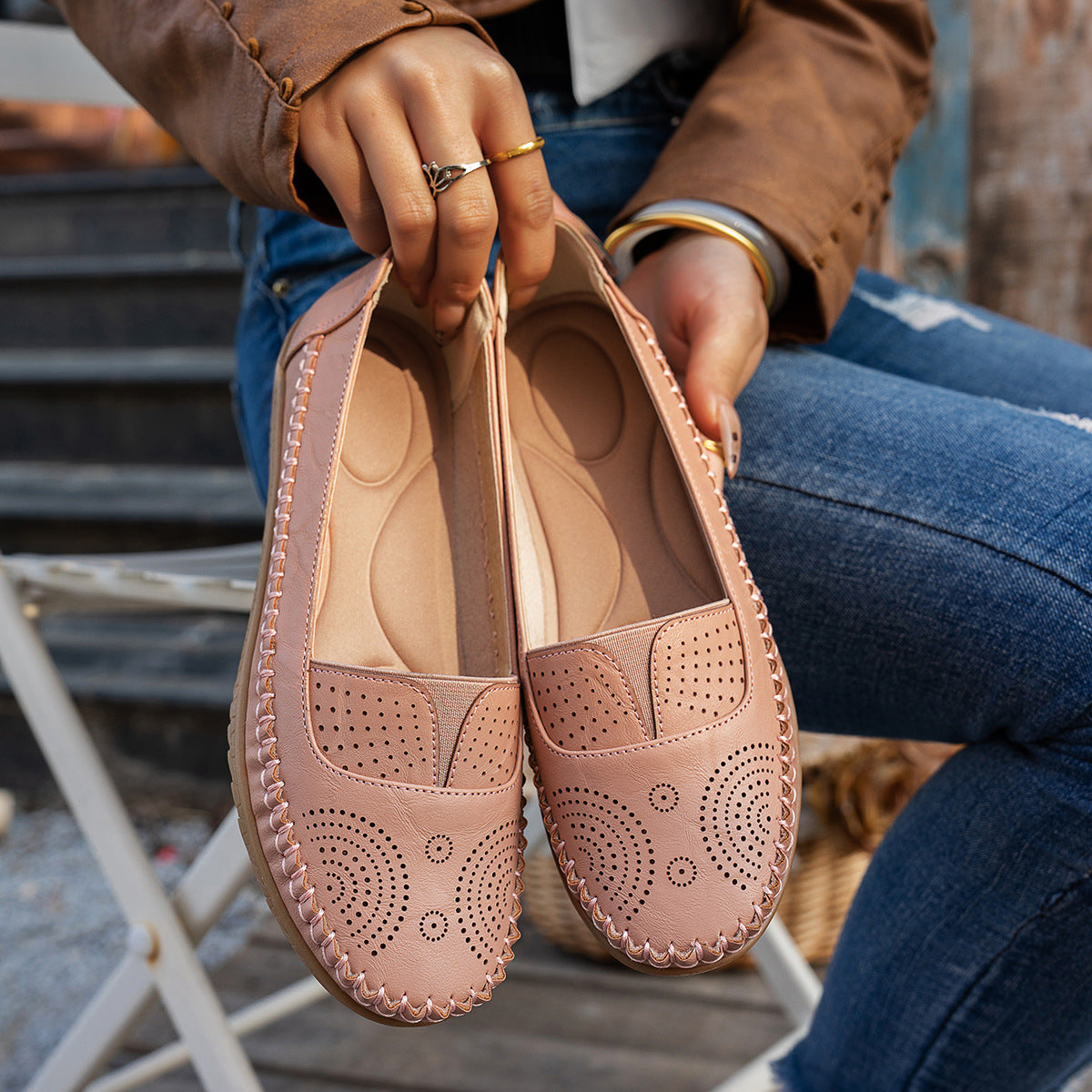 Women's Orthopedic Leather Shoes – Lightweight, Breathable & Anti-Slip Casual Flats for Spring & Autumn