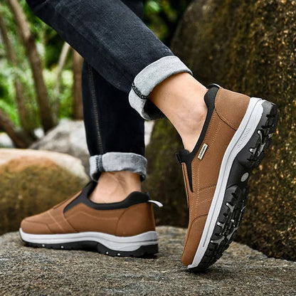 Men's Wide Comfort Sneakers with Arch Support & Shock Absorption