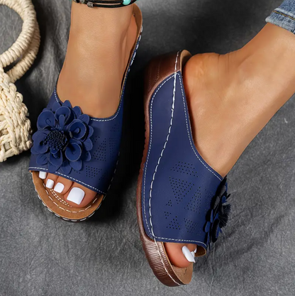 Women'S Floral Embellished Sandals - Comfortable Flat